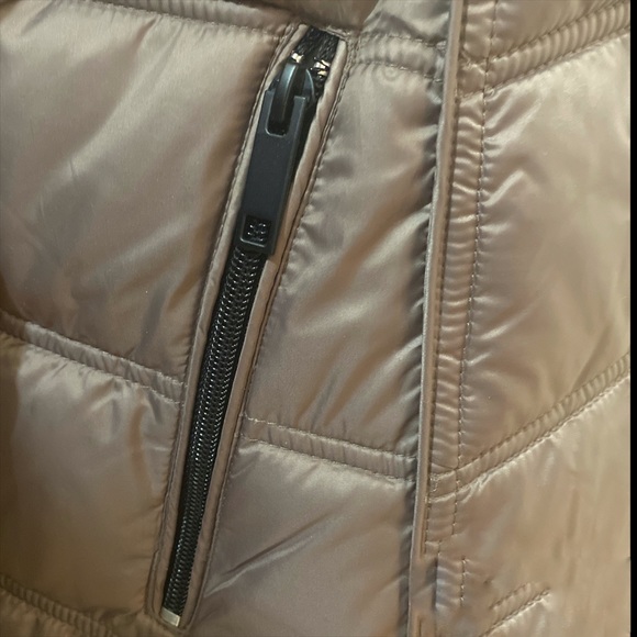 Big Chill Women's Hooded Quilted Down Blend Coat - Picture 5 of 8